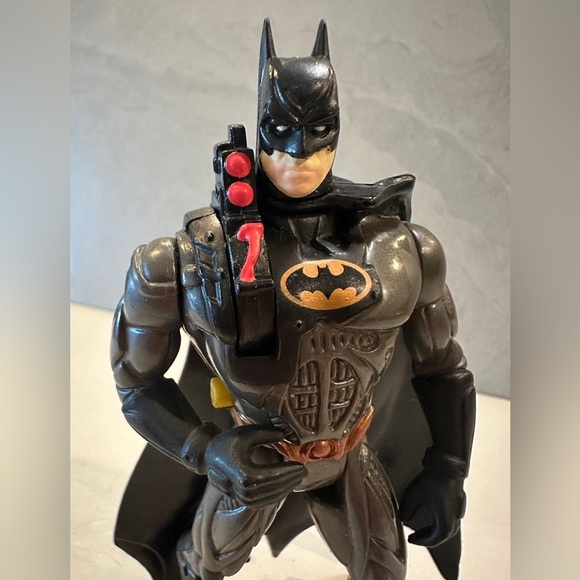 Batman Forever "Sonar Sensor Batman" Action Figure 1995 Kenner With CAPE  5” - Picture 3 of 5